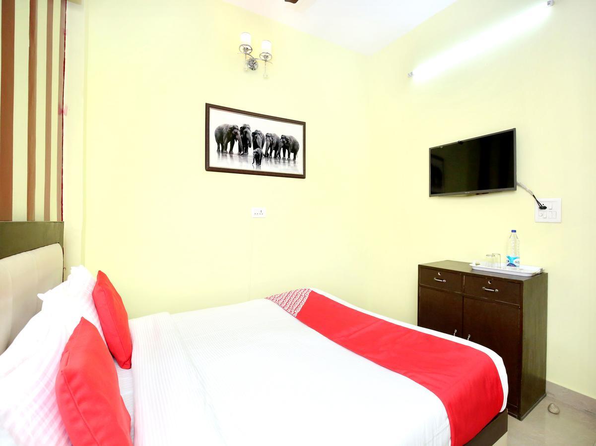 Chandīgarh Oyo 12038 Hotel Alishan מראה חיצוני תמונה